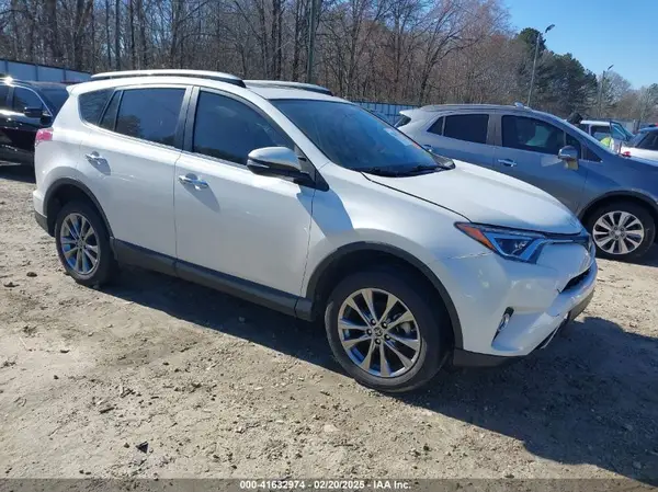 JTMYFREV6JJ206106 2018 TOYOTA RAV 4 - Image 1
