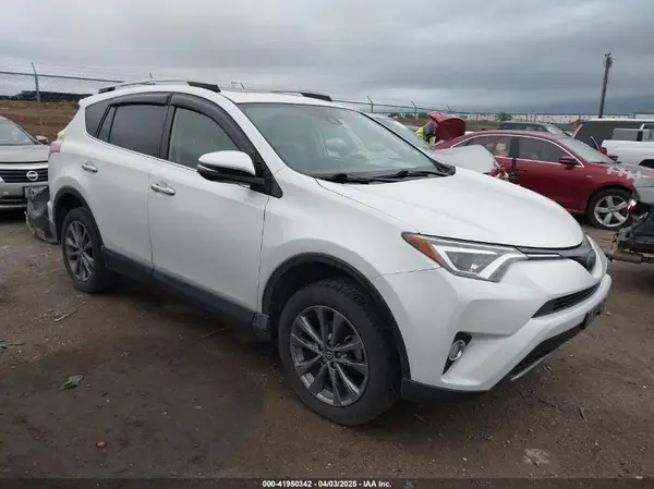 JTMYFREV6JJ207448 2018 TOYOTA RAV 4 - Image 1