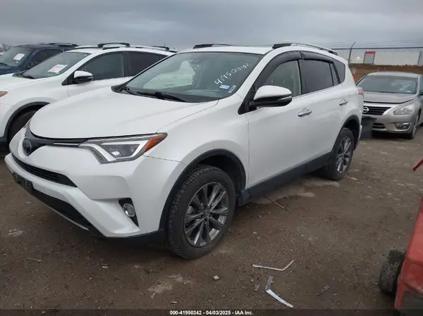 JTMYFREV6JJ207448 2018 TOYOTA RAV 4 - Image 2