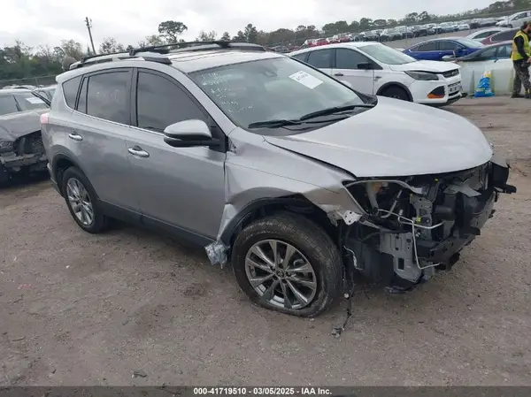 JTMYFREV7JD122553 2018 TOYOTA RAV 4 - Image 1