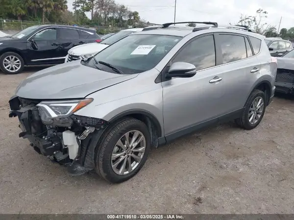 JTMYFREV7JD122553 2018 TOYOTA RAV 4 - Image 2