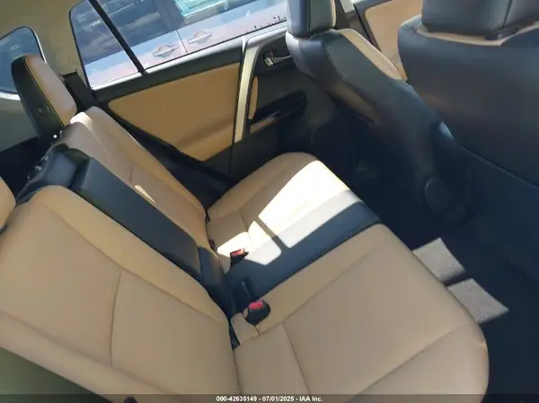 JTMYFREV8HJ116255 2017 TOYOTA RAV 4 - Image 8
