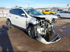 JTMYFREV8JJ164943 2018 TOYOTA RAV 4