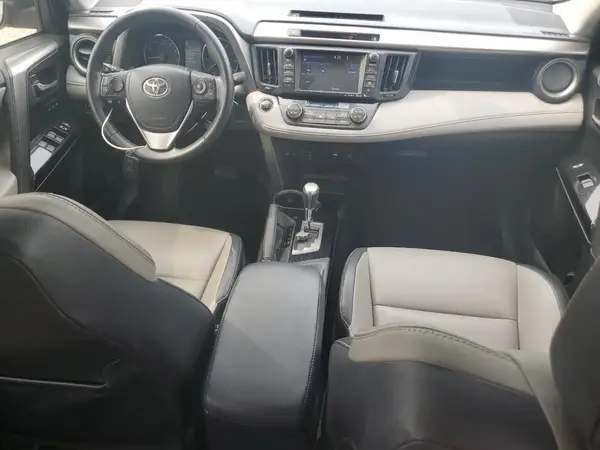 JTMYFREV9GJ089887 2016 TOYOTA RAV 4 - Image 8