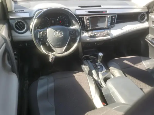 JTMYFREV9JJ203412 2018 TOYOTA RAV 4 - Image 8