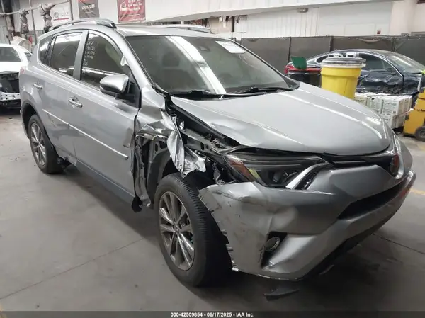 JTMYFREVXJJ193490 2018 TOYOTA RAV 4 - Image 1