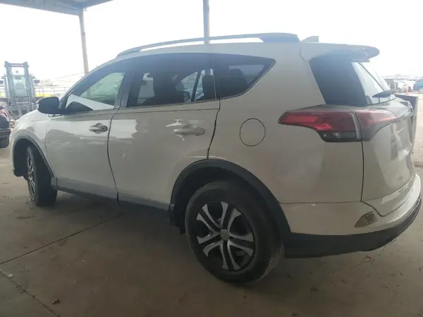 JTMZFREV0GJ065899 2016 TOYOTA RAV 4 - Image 2