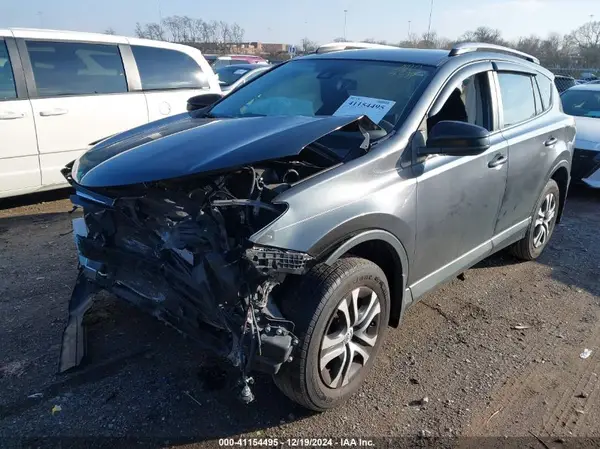 JTMZFREV0HD099132 2017 TOYOTA RAV 4 - Image 2