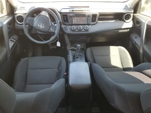 JTMZFREV0HD108346 2017 TOYOTA RAV 4 - Image 8