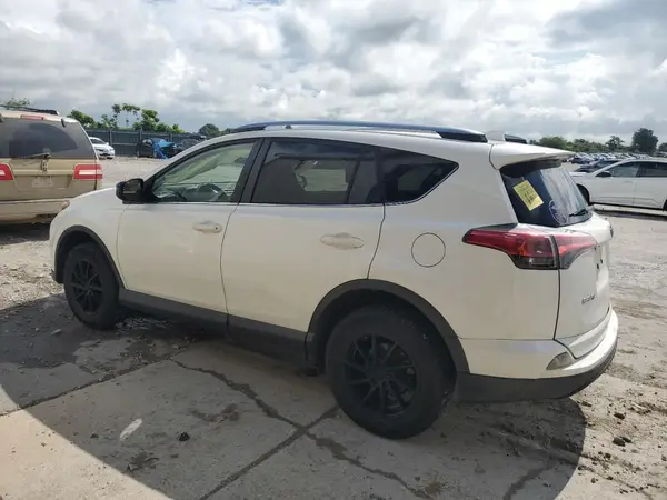 JTMZFREV0HJ700086 2017 TOYOTA RAV 4 - Image 2