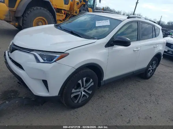 JTMZFREV0HJ703330 2017 TOYOTA RAV 4 - Image 2