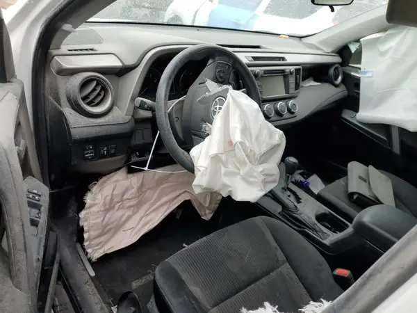 JTMZFREV0HJ718555 2017 TOYOTA RAV 4 - Image 8