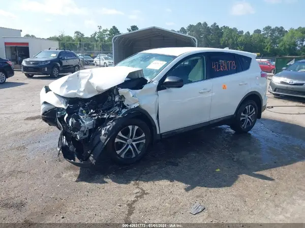 JTMZFREV0JJ196533 2018 TOYOTA RAV 4 - Image 2