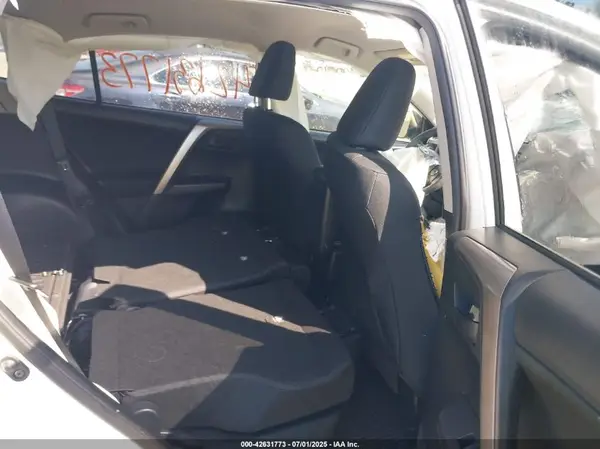JTMZFREV0JJ196533 2018 TOYOTA RAV 4 - Image 8