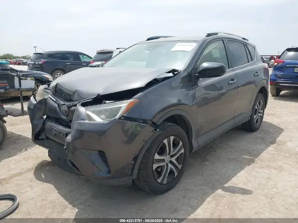 JTMZFREV0JJ211371 2018 TOYOTA RAV 4 - Image 2