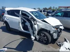 JTMZFREV0JJ729156 2018 TOYOTA RAV 4
