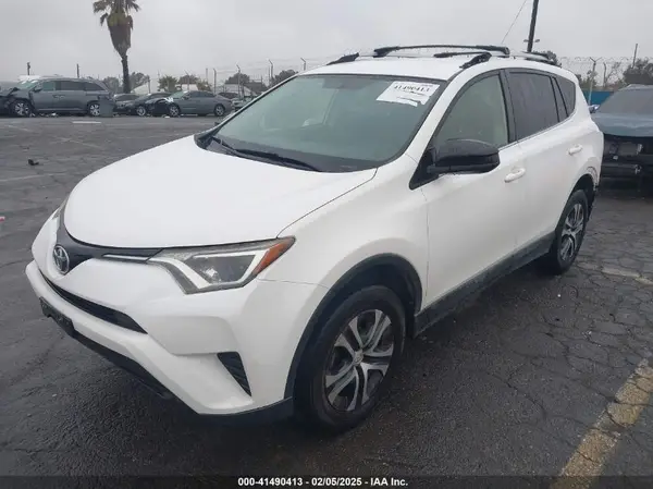 JTMZFREV1GJ093615 2016 TOYOTA RAV 4 - Image 2