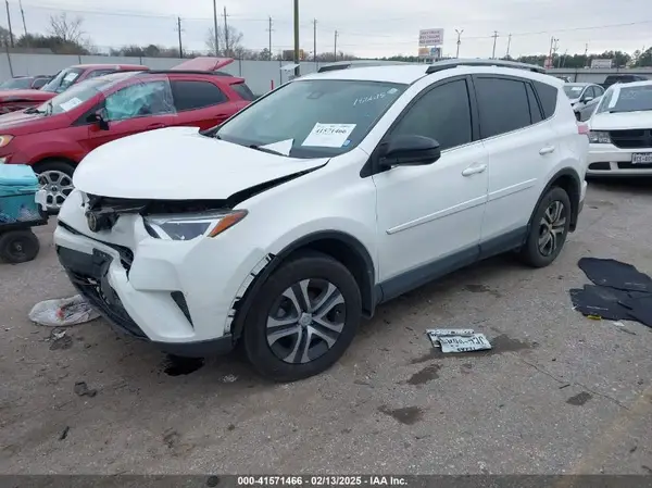 JTMZFREV1HJ103223 2017 TOYOTA RAV 4 - Image 2