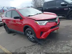 JTMZFREV1HJ125822 2017 TOYOTA RAV 4
