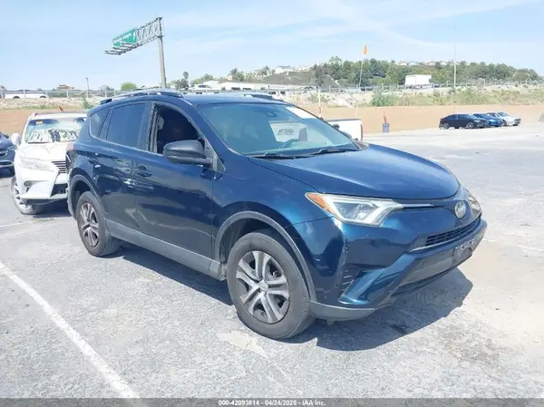 JTMZFREV1HJ135976 2017 TOYOTA RAV 4 - Image 1