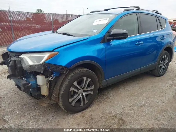 JTMZFREV1JJ152654 2018 TOYOTA RAV 4 - Image 2
