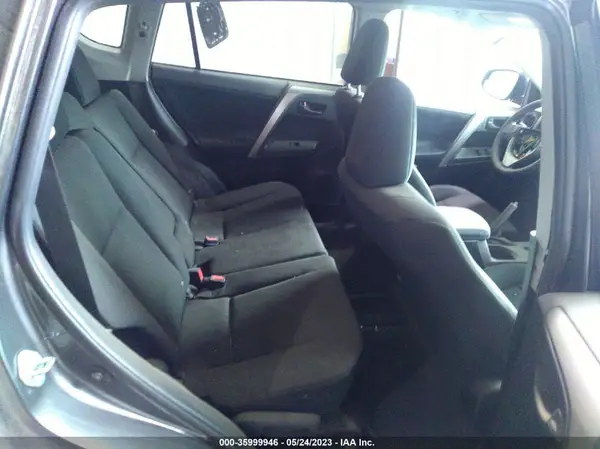 JTMZFREV1JJ156252 2018 TOYOTA RAV 4 - Image 8