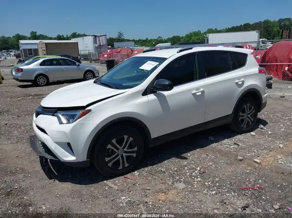 JTMZFREV1JJ161743 2018 TOYOTA RAV 4 - Image 2