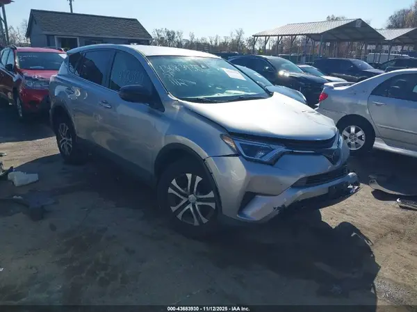 JTMZFREV1JJ177988 2018 TOYOTA RAV 4 - Image 1