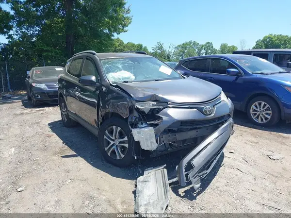 JTMZFREV1JJ181085 2018 TOYOTA RAV 4 - Image 1