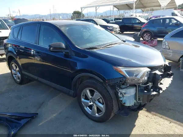 JTMZFREV1JJ183872 2018 TOYOTA RAV 4 - Image 1