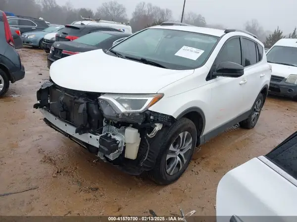 JTMZFREV1JJ209113 2018 TOYOTA RAV 4 - Image 2