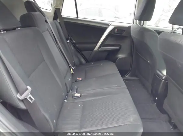 JTMZFREV1JJ209113 2018 TOYOTA RAV 4 - Image 8