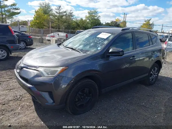 JTMZFREV1JJ726184 2018 TOYOTA RAV 4 - Image 2