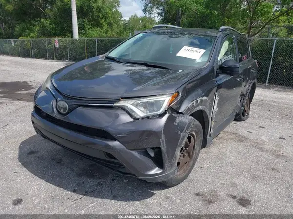 JTMZFREV1JJ736567 2018 TOYOTA RAV 4 - Image 2