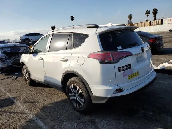 JTMZFREV2GJ076189 2016 TOYOTA RAV 4 - Image 2