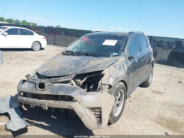 JTMZFREV2GJ092358 2016 TOYOTA RAV 4 - Image 2