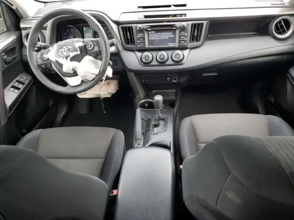 JTMZFREV2HJ106101 2017 TOYOTA RAV 4 - Image 8