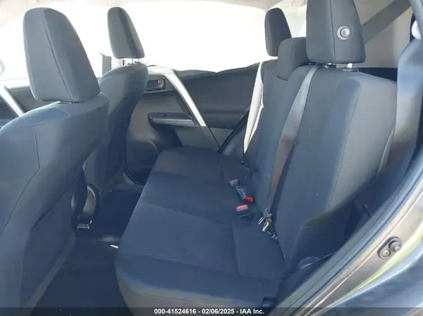 JTMZFREV2HJ109466 2017 TOYOTA RAV 4 - Image 8