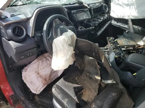 JTMZFREV2HJ126767 2017 TOYOTA RAV 4 - Image 8