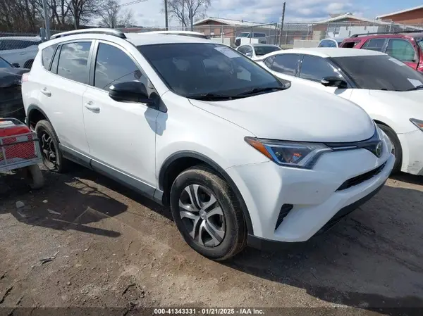 JTMZFREV2HJ128096 2017 TOYOTA RAV 4 - Image 1
