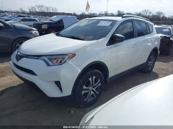 JTMZFREV2HJ128096 2017 TOYOTA RAV 4 - Image 2