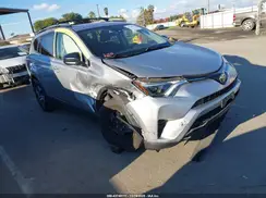JTMZFREV2JJ210285 2018 TOYOTA RAV 4