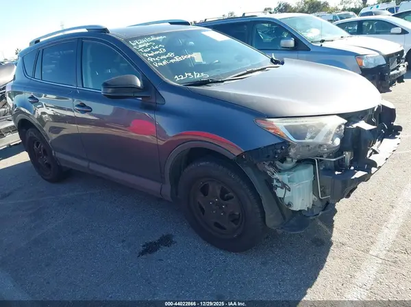JTMZFREV3GJ067968 2016 TOYOTA RAV 4 - Image 1