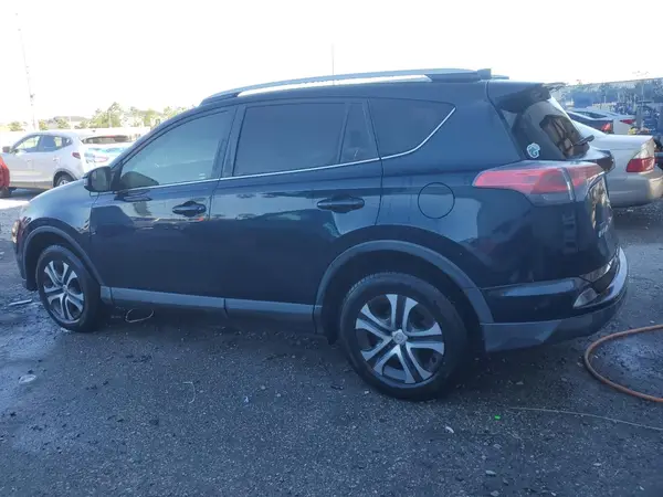 JTMZFREV3HD097181 2017 TOYOTA RAV 4 - Image 2