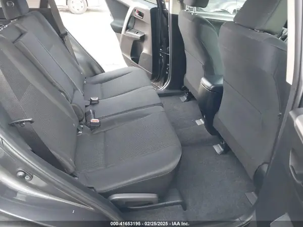 JTMZFREV3HJ113123 2017 TOYOTA RAV 4 - Image 8