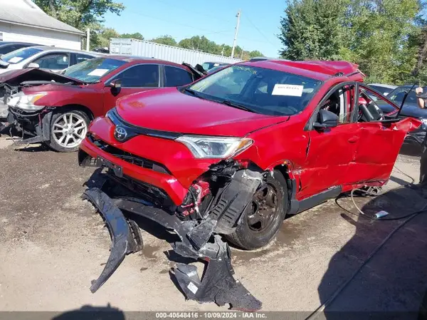 JTMZFREV3HJ118046 2017 TOYOTA RAV 4 - Image 2