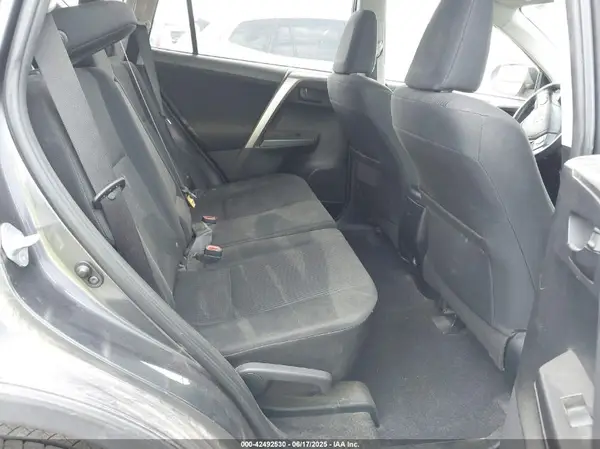 JTMZFREV3HJ122727 2017 TOYOTA RAV 4 - Image 8