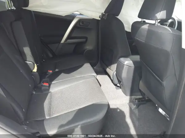 JTMZFREV3HJ143416 2017 TOYOTA RAV 4 - Image 8