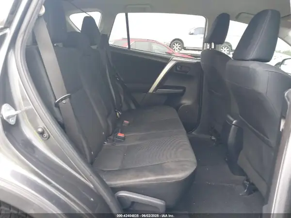 JTMZFREV3HJ143660 2017 TOYOTA RAV 4 - Image 8
