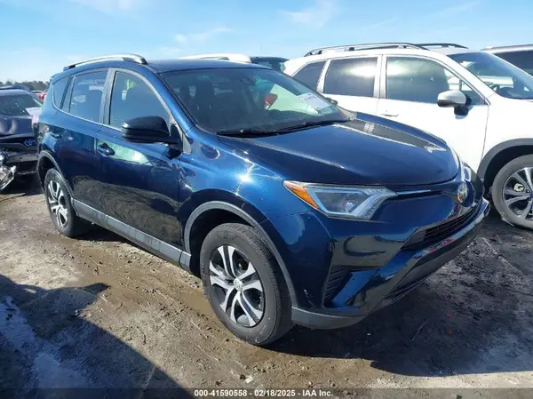 JTMZFREV3HJ150009 2017 TOYOTA RAV 4 - Image 1